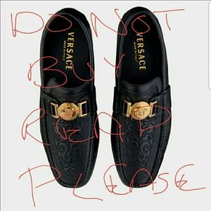 Versace NOT for sale pls read DO NOT BUY FROM THEM